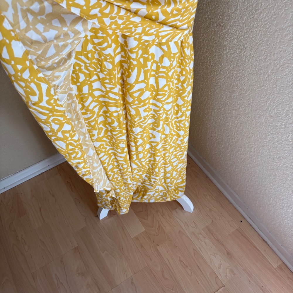 MAEVE ANTHROPOLOGIE Brittany Ruffle Jumpsuit in Goldenrod print Size 8 - Picture 3 of 7